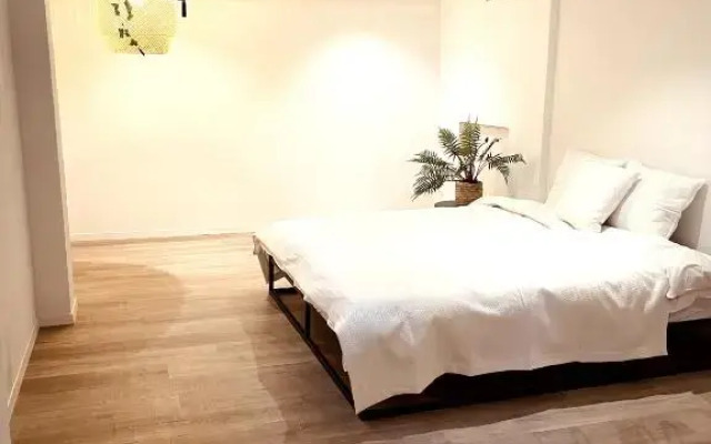 Air Bnbar N°13