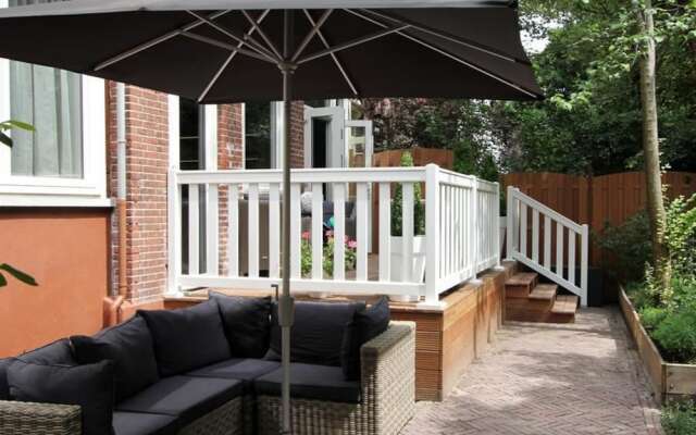 Apple Inn Hotel вид на фасад