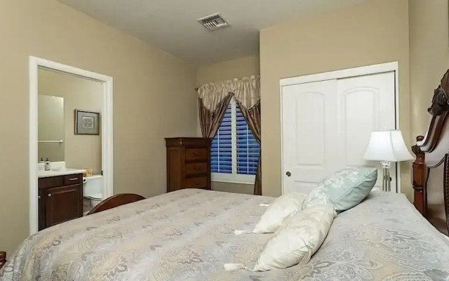Hot Spot at Desert Ridge By Signature Vacation R