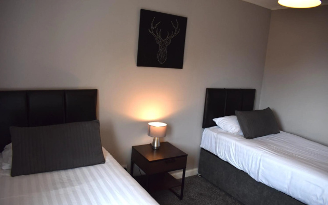 3 Bedroom-Kelpies Serviced Apartments Bruce