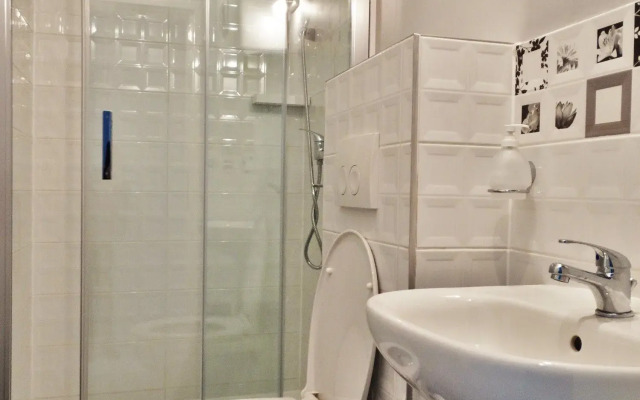 The Dots Hostel
