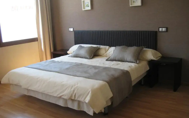 Hotel Dinastía
