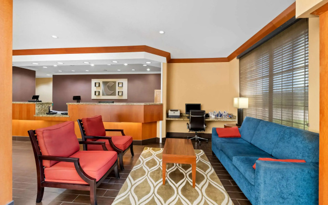 Comfort Suites Roanoke - Fort Worth North