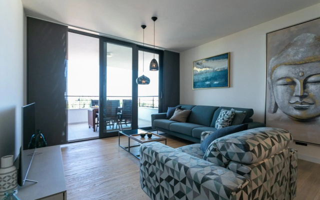 Eni Luxury Residence