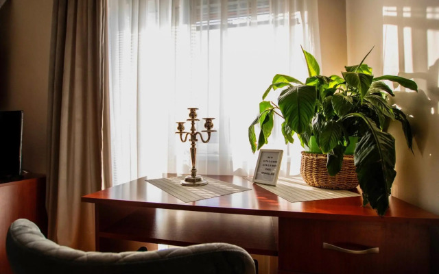 Garden Apartment 2