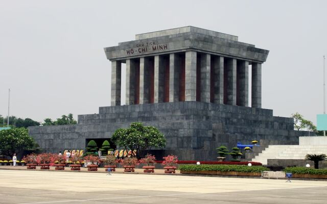 Отель City Center & Good Security Area/Easternstay вид на фасад