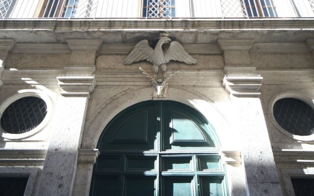 Palazzo de' Vecchi 1