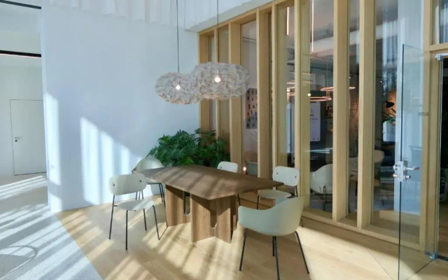 New Luxury apartment overlooking Vienna
