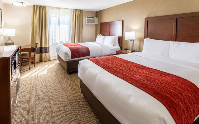 Comfort Inn Waukesha - Milwaukee West