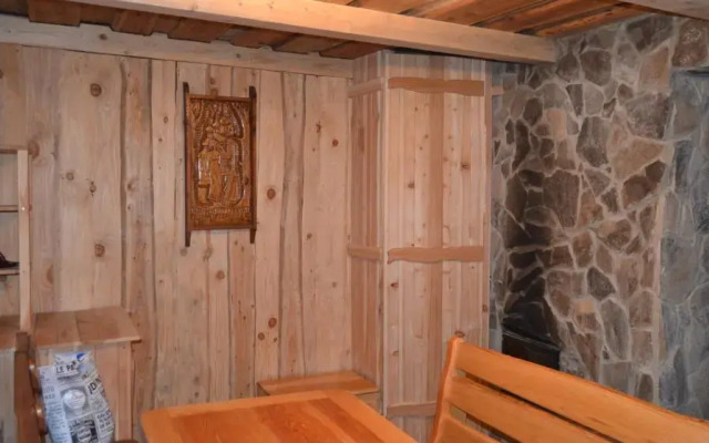 Bilovoddya Hotel