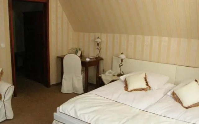 Hotel Meridian