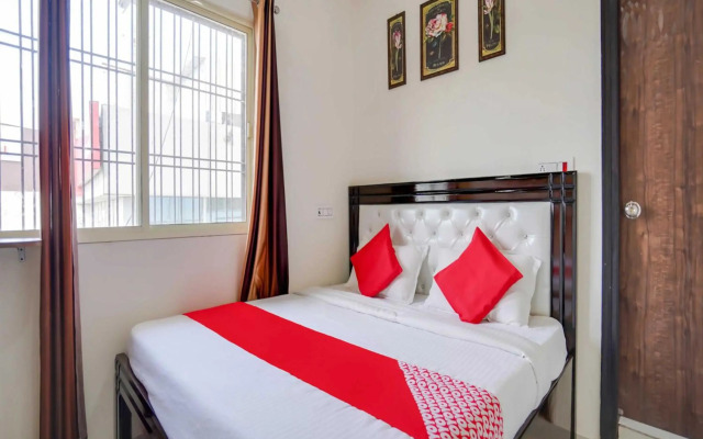 OYO Flagship 70056 Grand Inn Residency