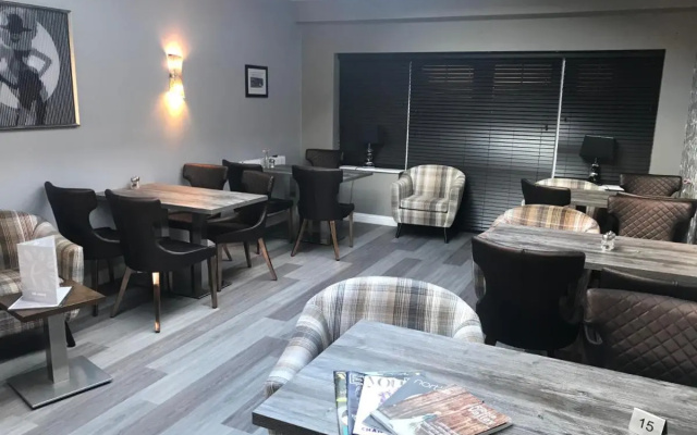 The Avenue Hotel Ltd