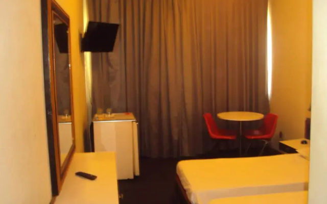 Domus Hotel