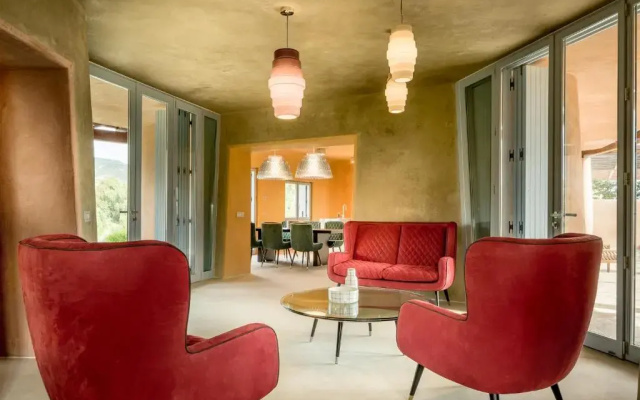 Is Molas Villas