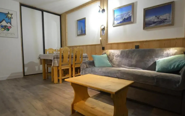 Appartement Les Menuires, 1 pièce, 4 personnes - FR-1-452-174
