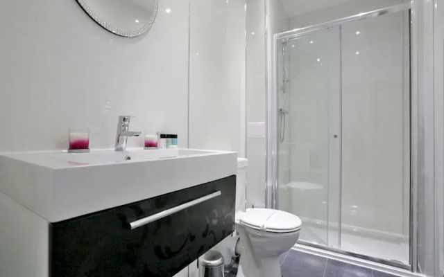 Virtue Apartments - the Grove