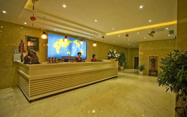 Yiya Business Hotel