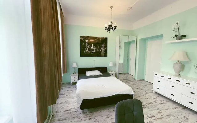 Hotel California