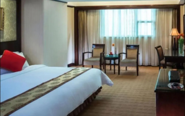 Vienna Hotel Shenzhen Fuhua Road