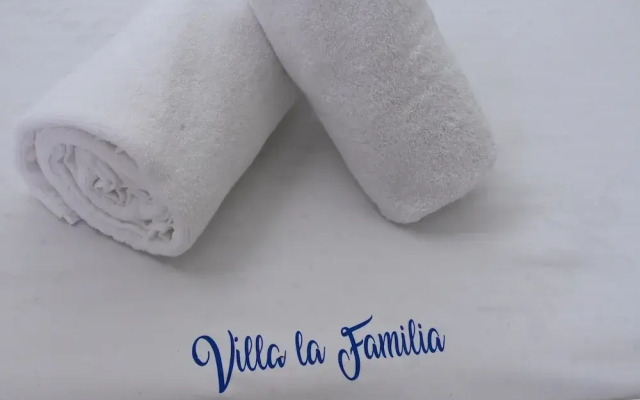 Vila La Familia
