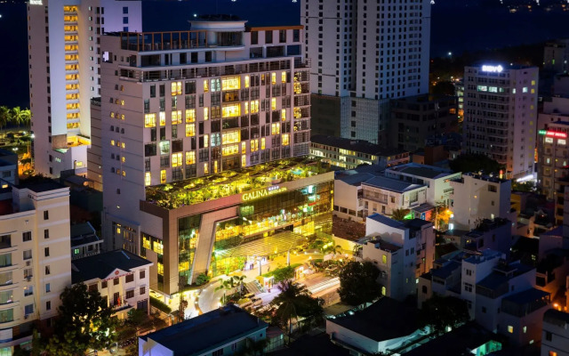 Galina Hotel & Spa Нячанг вид на фасад