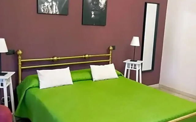Bed Breakfast Feel Good