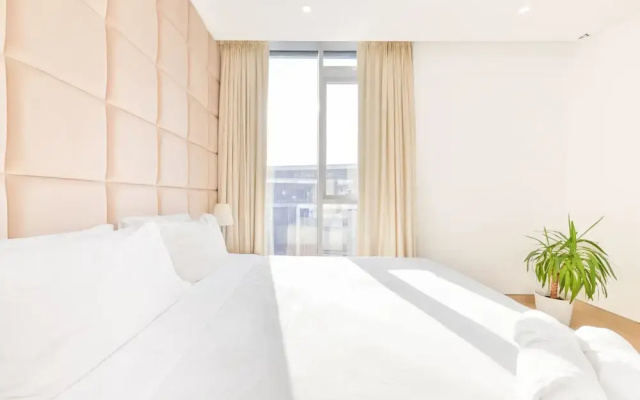 Luxury 2BR - Awesome Views - Ain Dubai