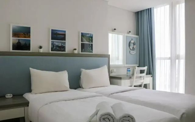 Comfort and Elegant 1Br at Gold Coast Apartment
