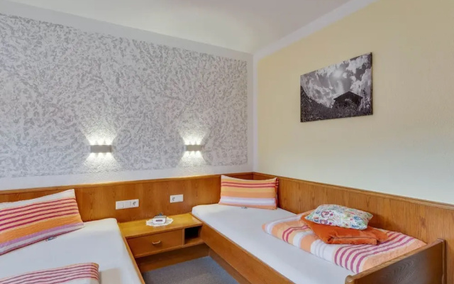 Vibrant Apartment near Ski Area in Fiss