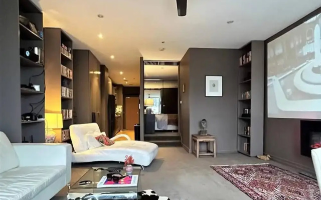 Luxurious Melbourne Apartment With City Views
