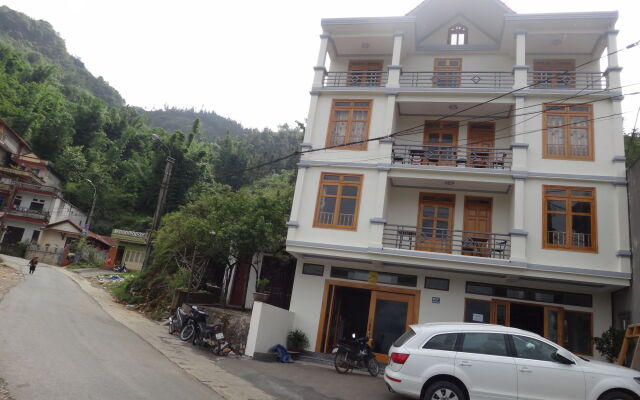 Отель Sapa Mountain City Hotel Вьетнам, Шапа - отзывы, цены и фото номеров - забронировать отель Sapa Mountain City Hotel онлайн вид на фасад