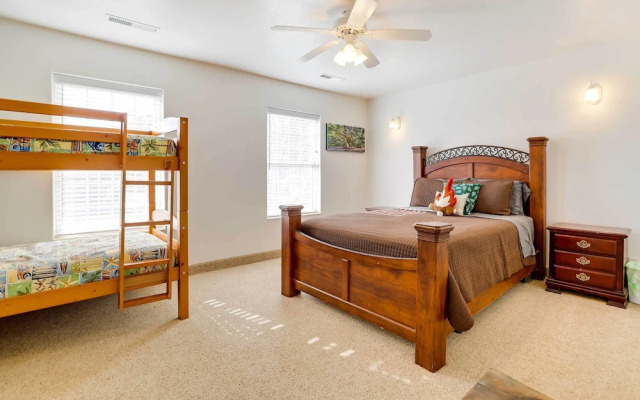 Spacious Hildale House w/ Large Deck!