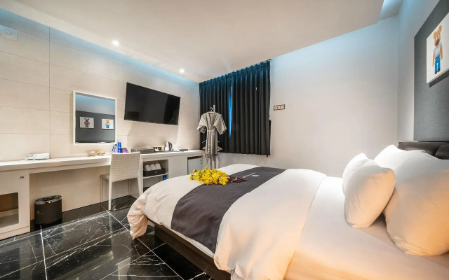 Gimpo Pentastar Hotel