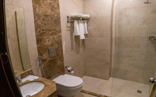Seven Garden Hotel Albaiaa