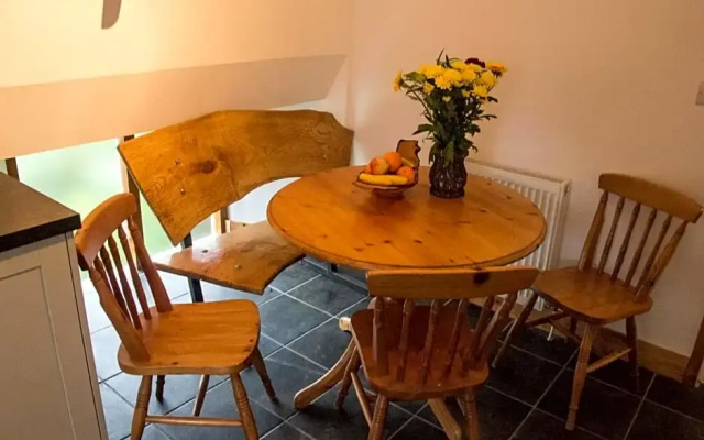 James John Hamilton House and backpacker hostel