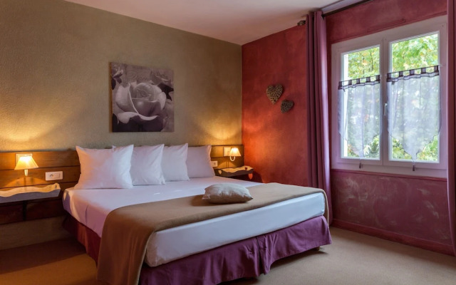 The Originals Access, Hostellerie des Pins