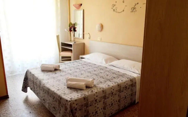 New Hotel Cirene Double room economy with breakfast