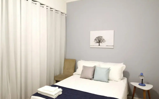 2 Minutes From Copacabana Beach A306