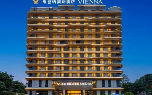 Vienna International Hotel (Chongzuo Tiandeng Marriott Center Branch