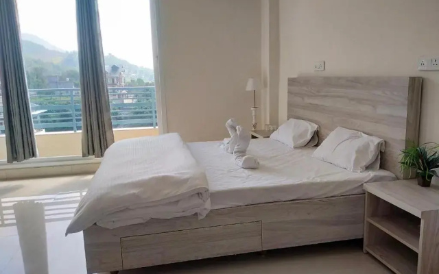 Luxury Low Cost Rooms Dharamsala Lift Wifi 5G