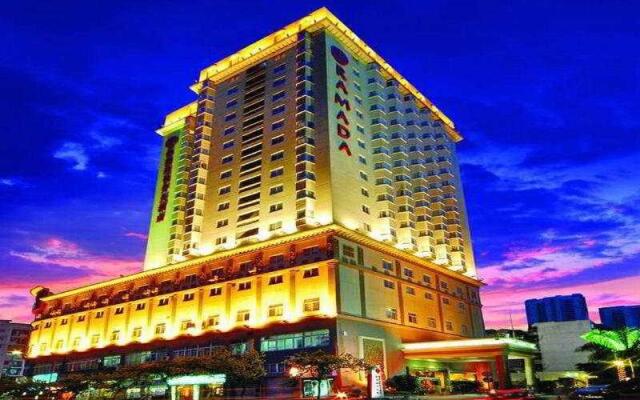 Отель Ramada Hotel Xiamen Китай, Сямынь - отзывы, цены и фото номеров - забронировать отель Ramada Hotel Xiamen онлайн вид на фасад