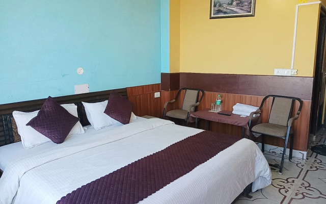 Hotel D Pal