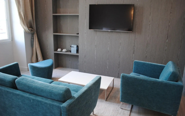 Les Suites Massena