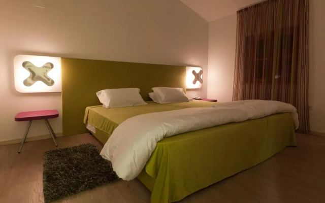 Hotel & Restaurant Velanera