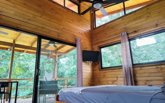 Thoas Lodge