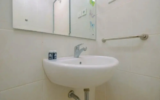 Best Price Modern Studio Apartment at Nifarro Park