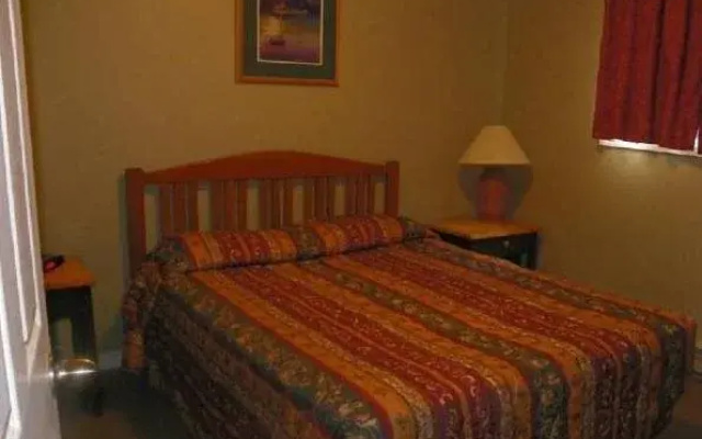 Town and Country Motel