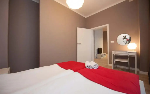 Planet Hostel