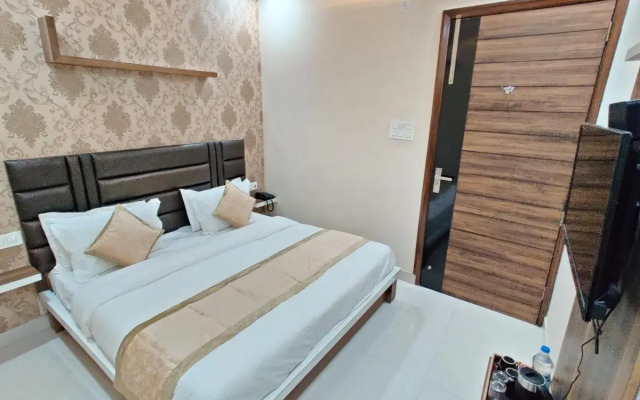 Guntas Residency